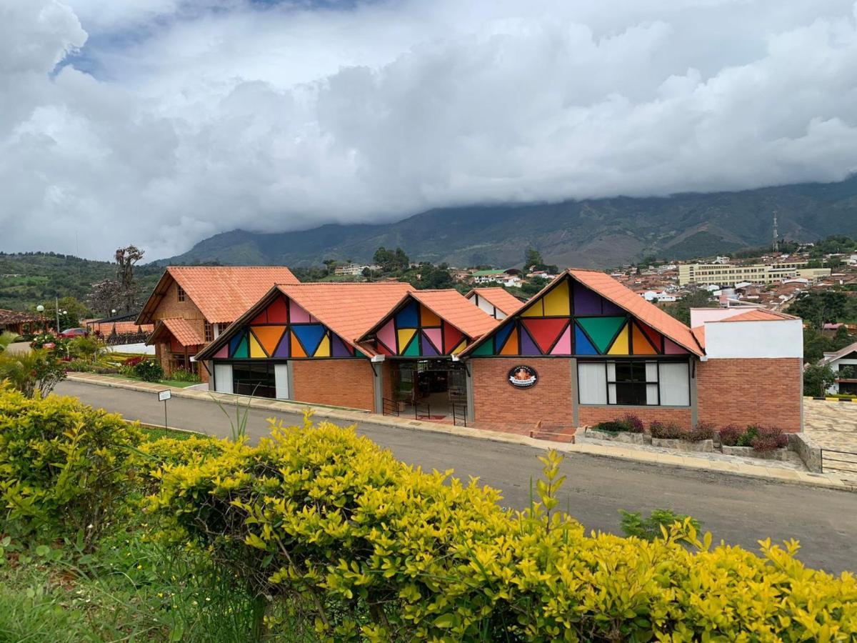 Vila Chalets Suizos Zapatoca Exteriér fotografie